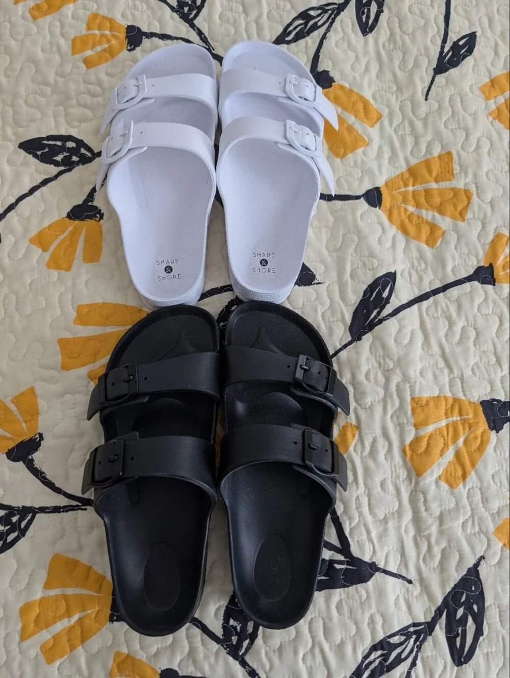 2 Pairs Of Shade & Shore Sandals